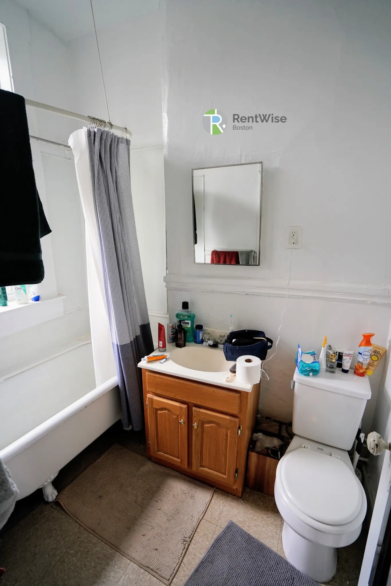Studio bed, 1 bath apartment for rent at 1334 Commonwealth Ave Unit 1, Allston — photo 8 of 18
