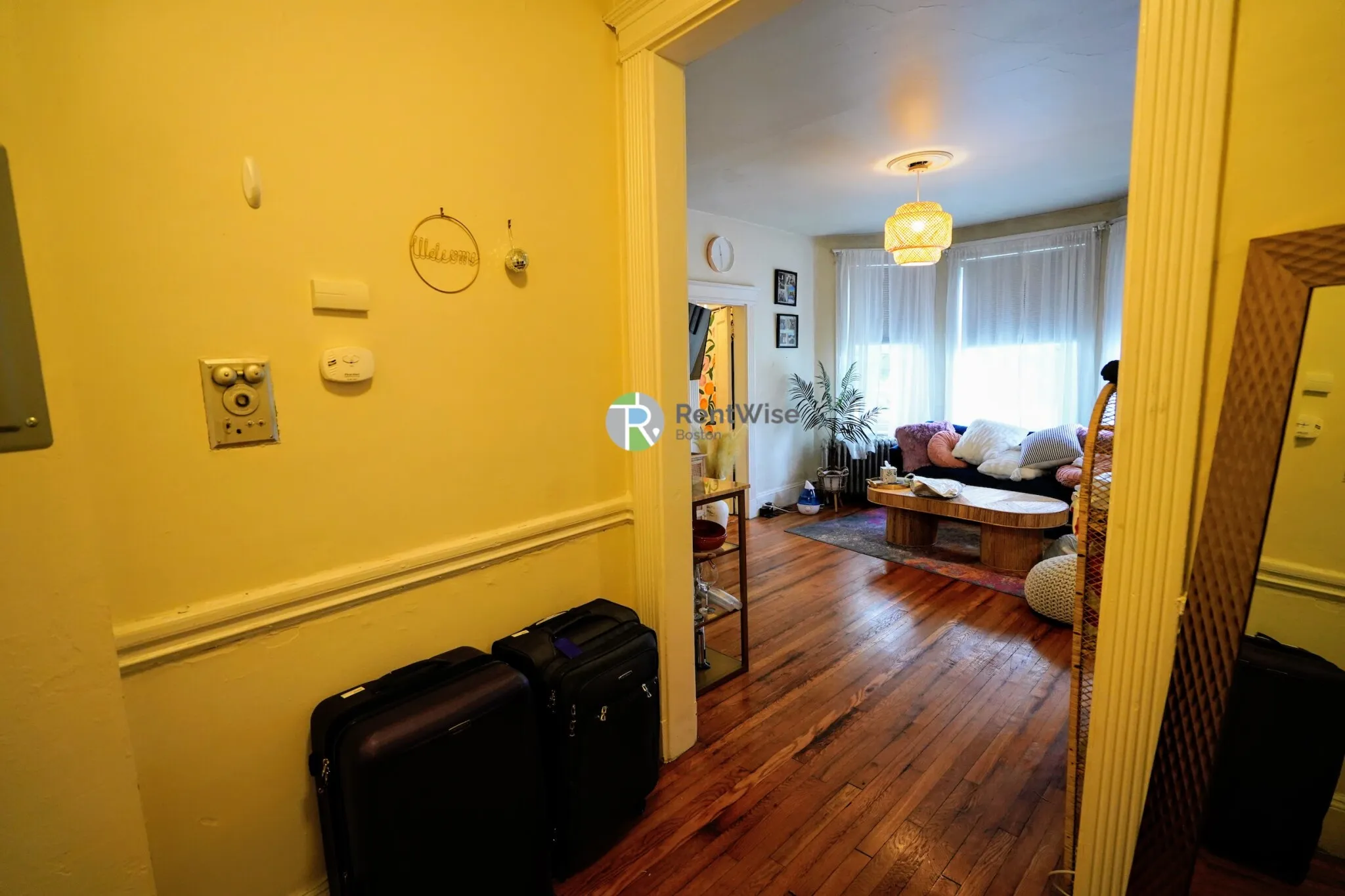 Studio bed, 1 bath apartment for rent at 1334 Commonwealth Ave Unit 14, Allston — photo 8 of 14