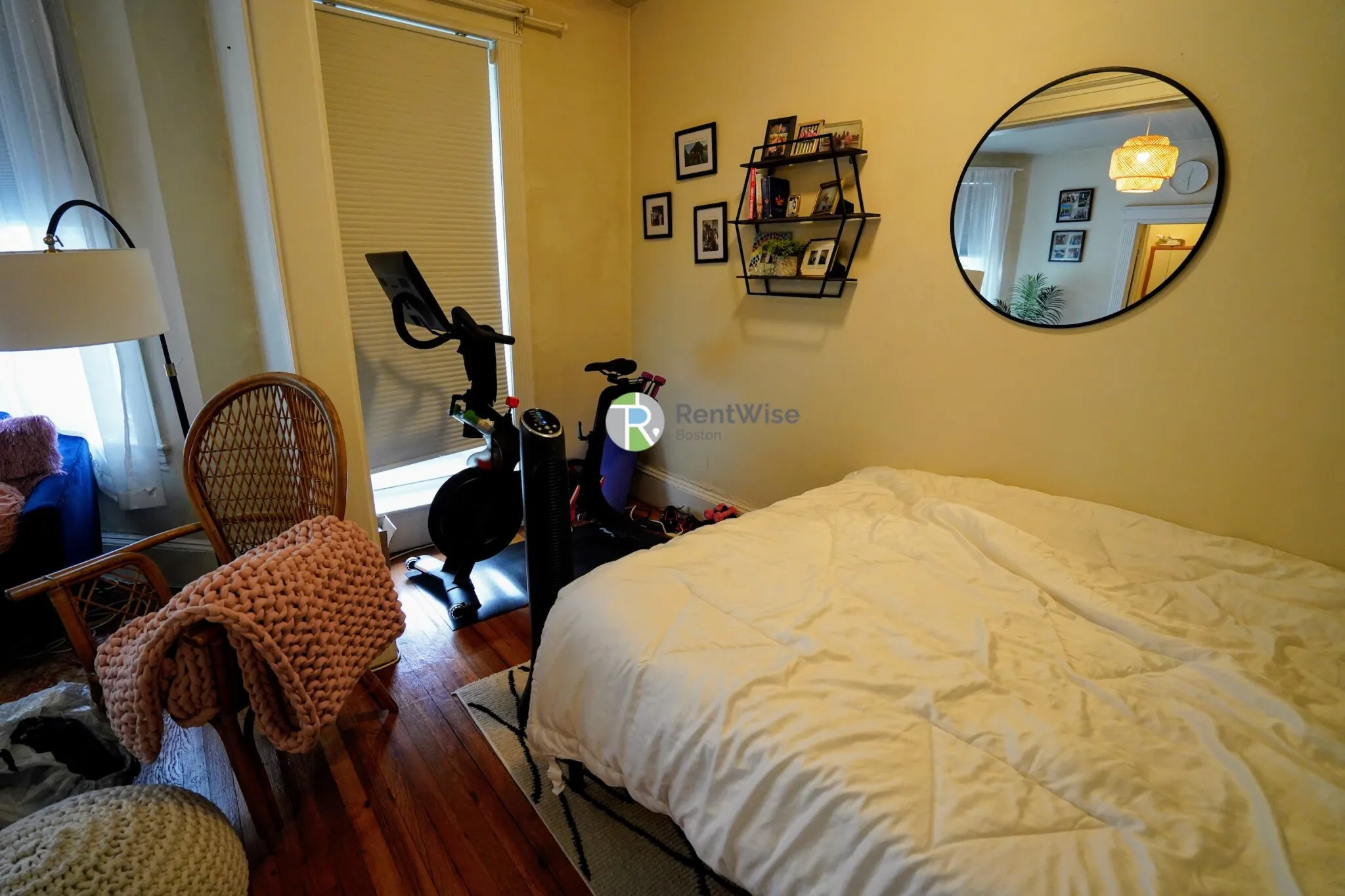 Studio bed, 1 bath apartment for rent at 1334 Commonwealth Ave Unit 14, Allston — photo 6 of 14