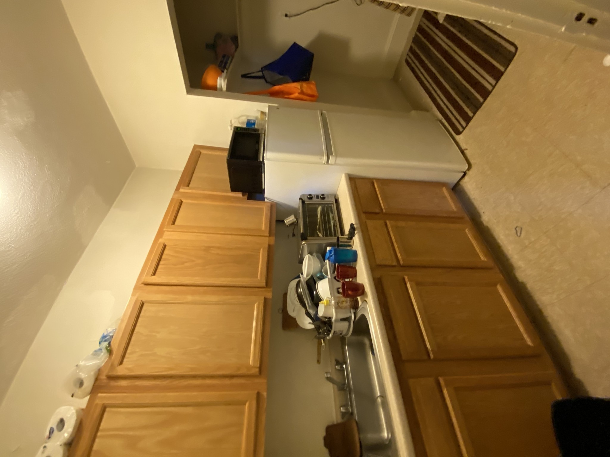 Studio bed, 1 bath apartment for rent at 1334 Commonwealth Ave Unit 25, Allston — photo 2 of 3