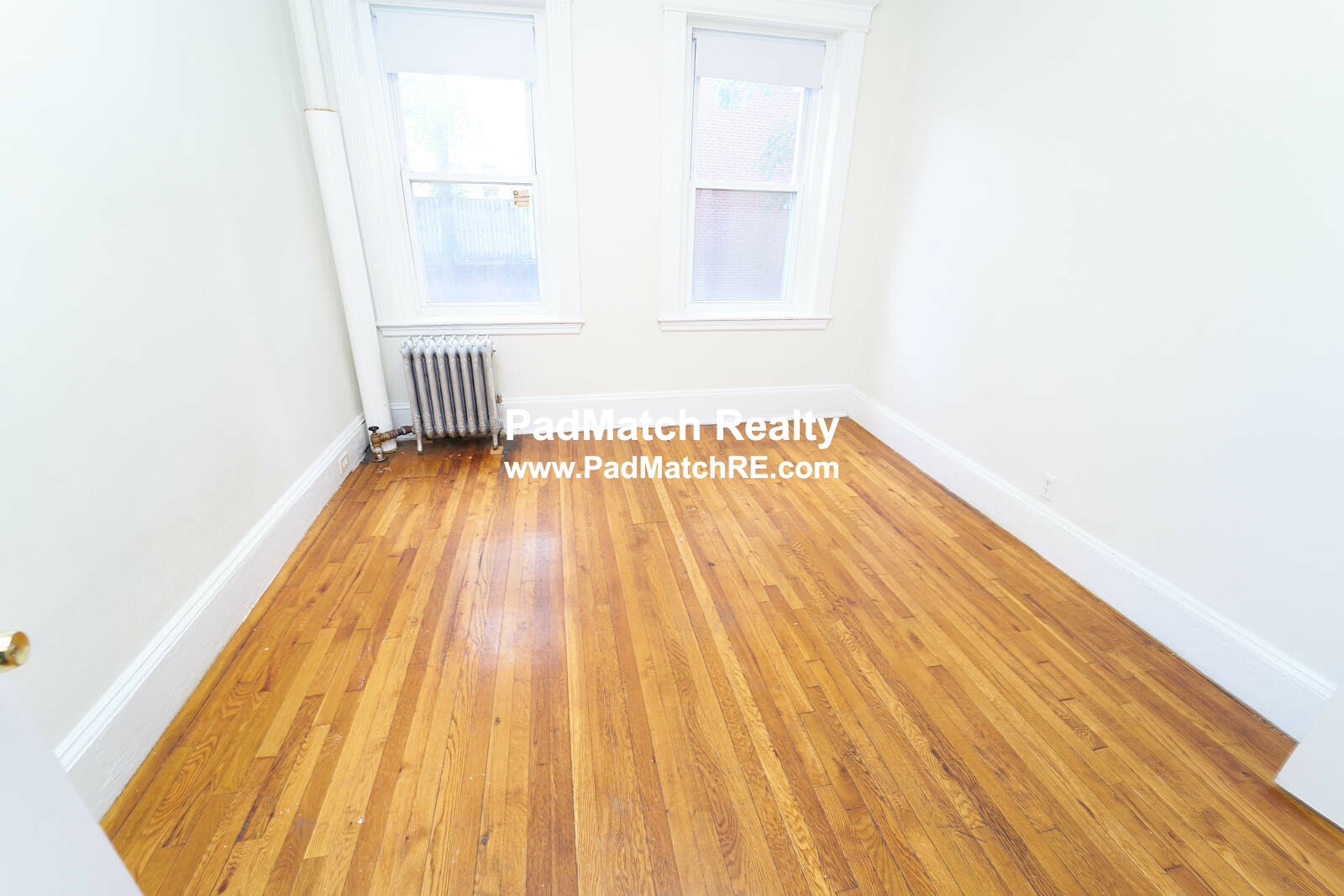 1 split bed, 1 bath apartment for rent at 1334 Commonwealth Ave Unit 3, Allston — photo 8 of 12