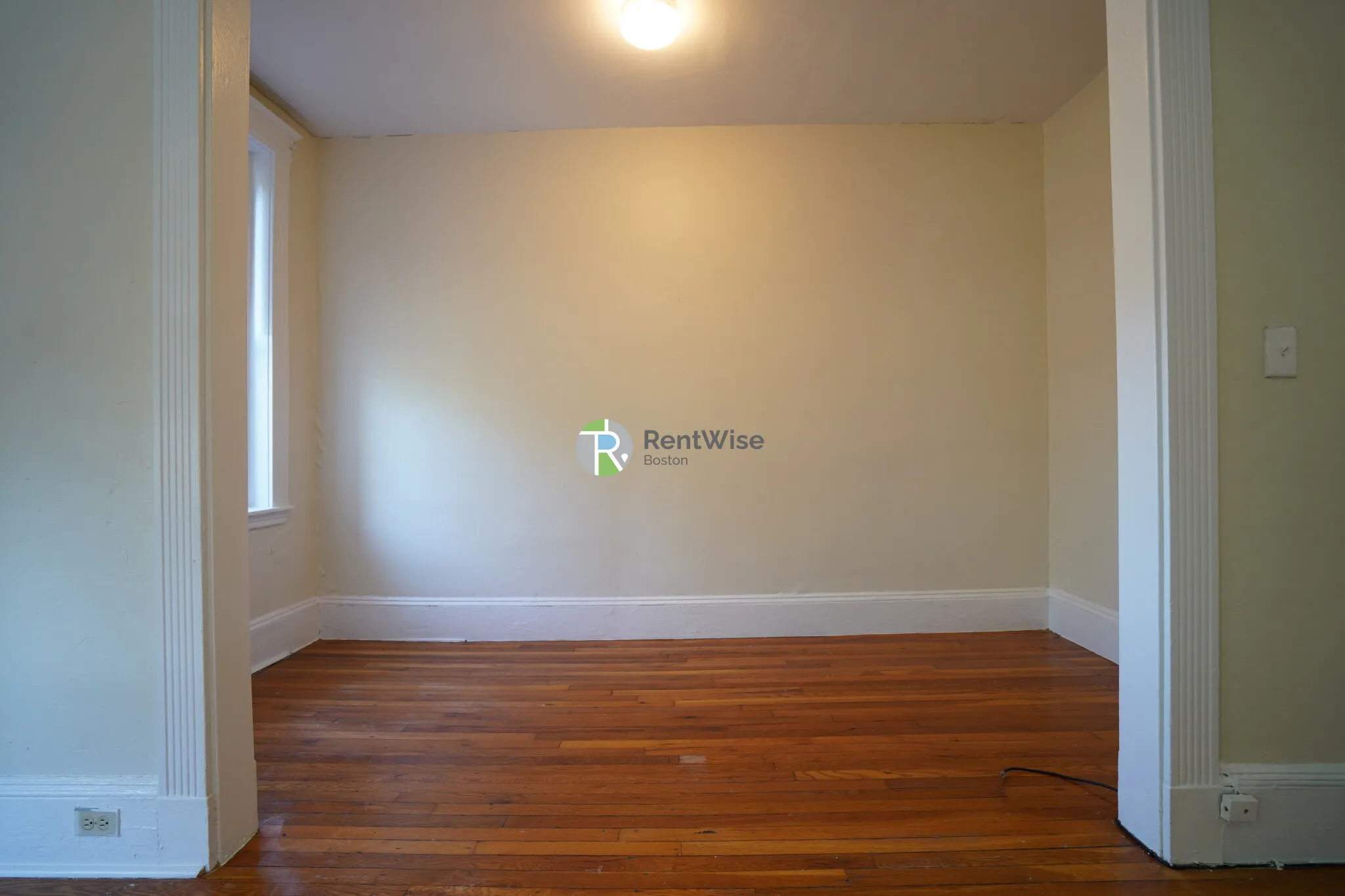 Studio bed, 1 bath apartment for rent at 1334 Commonwealth Ave Unit 35, Allston — photo 6 of 17
