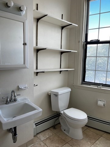 Studio bed, 1 bath apartment for rent at 1334 Mass Ave Unit 2, Arlington — photo 3 of 4