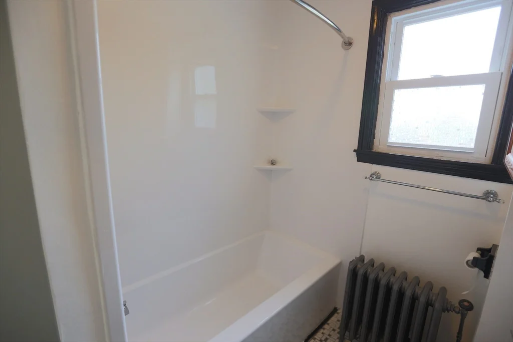 2 bed, 1 bath apartment for rent at 134 Baldwin Unit 2, Fall River — photo 21 of 32