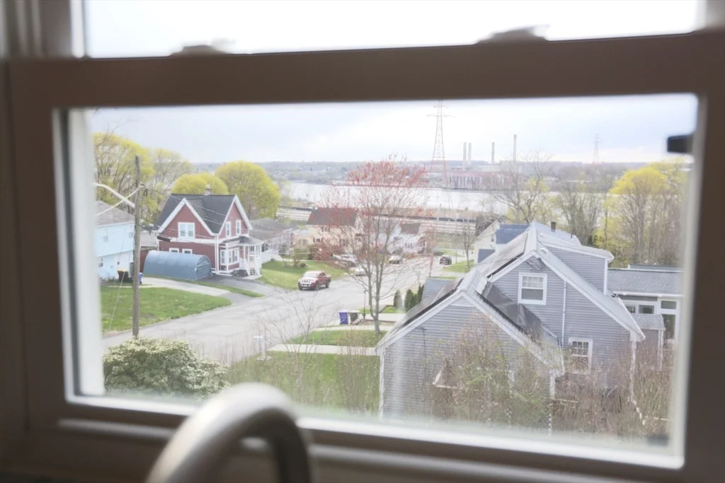2 bed, 1 bath apartment for rent at 134 Baldwin Unit 2, Fall River — photo 19 of 32