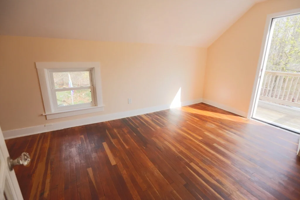 2 bed, 1 bath apartment for rent at 134 Baldwin Unit 2, Fall River — photo 11 of 32