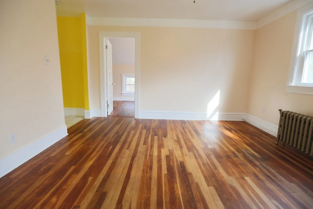 2 bed, 1 bath apartment for rent at 134 Baldwin Unit 2, Fall River — photo 6 of 32