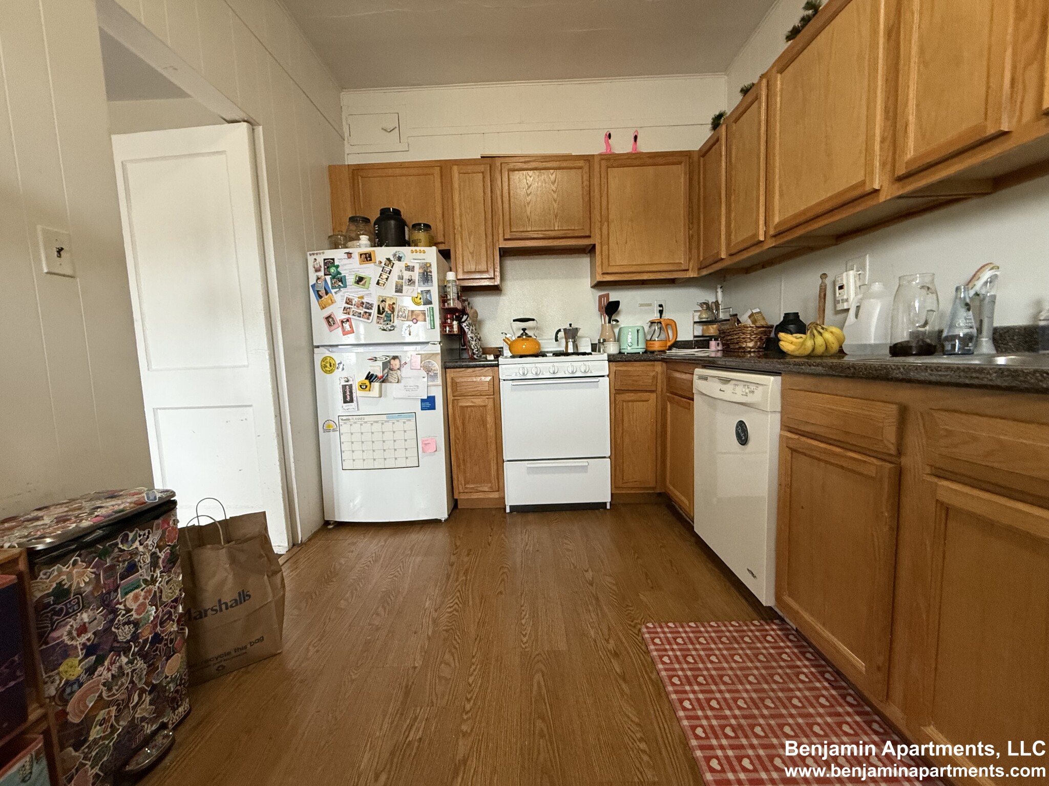 3 bed, 1 bath apartment for rent at 134 Englewood Ave Unit 5D, Brighton — photo 16 of 19