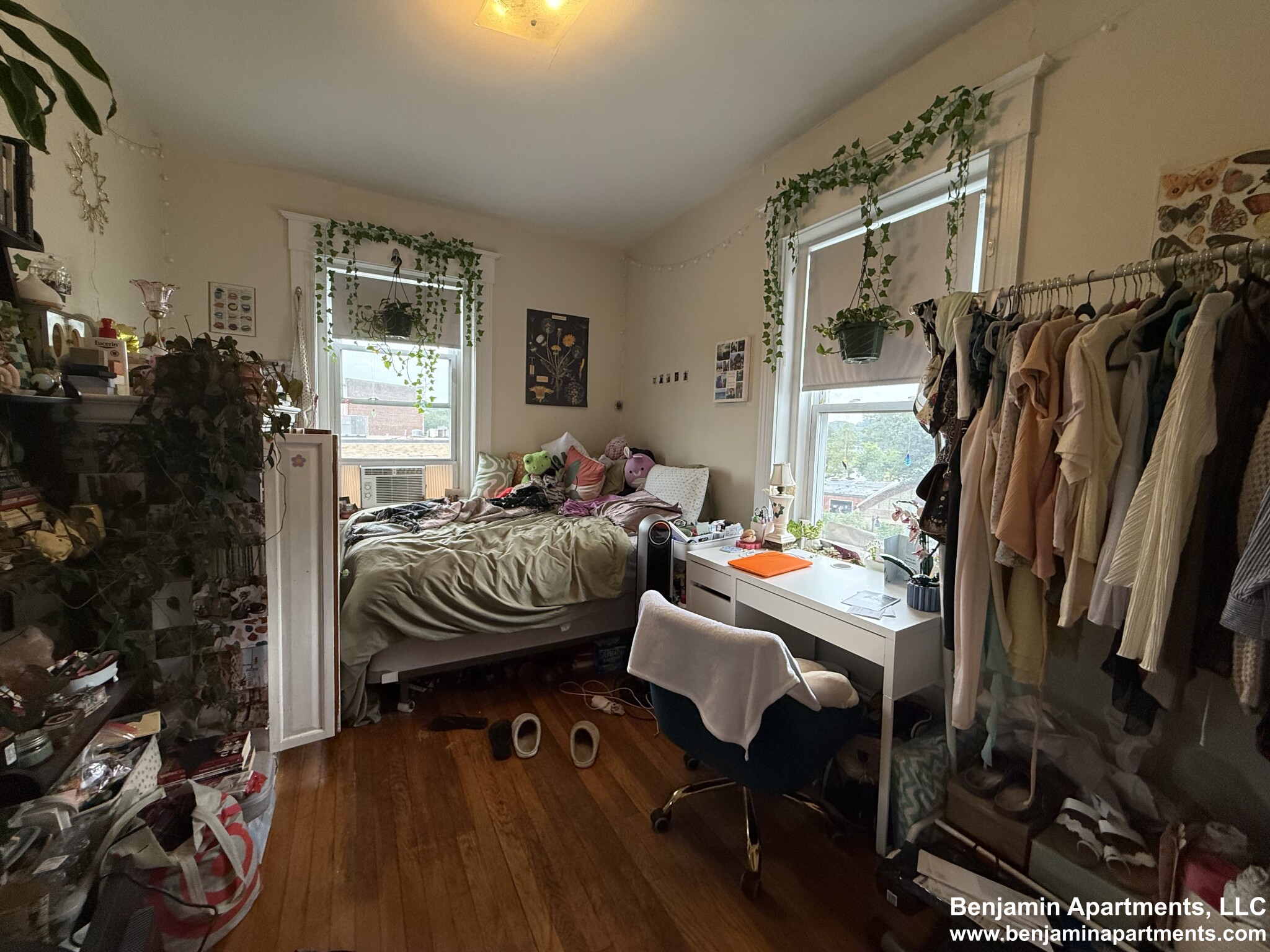 3 bed, 1 bath apartment for rent at 134 Englewood Ave Unit 5D, Brighton — photo 10 of 19