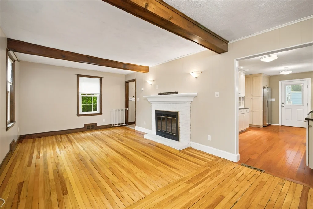 2 bed, 1 bath apartment for rent at 134 Federal St, Weymouth — photo 11 of 34
