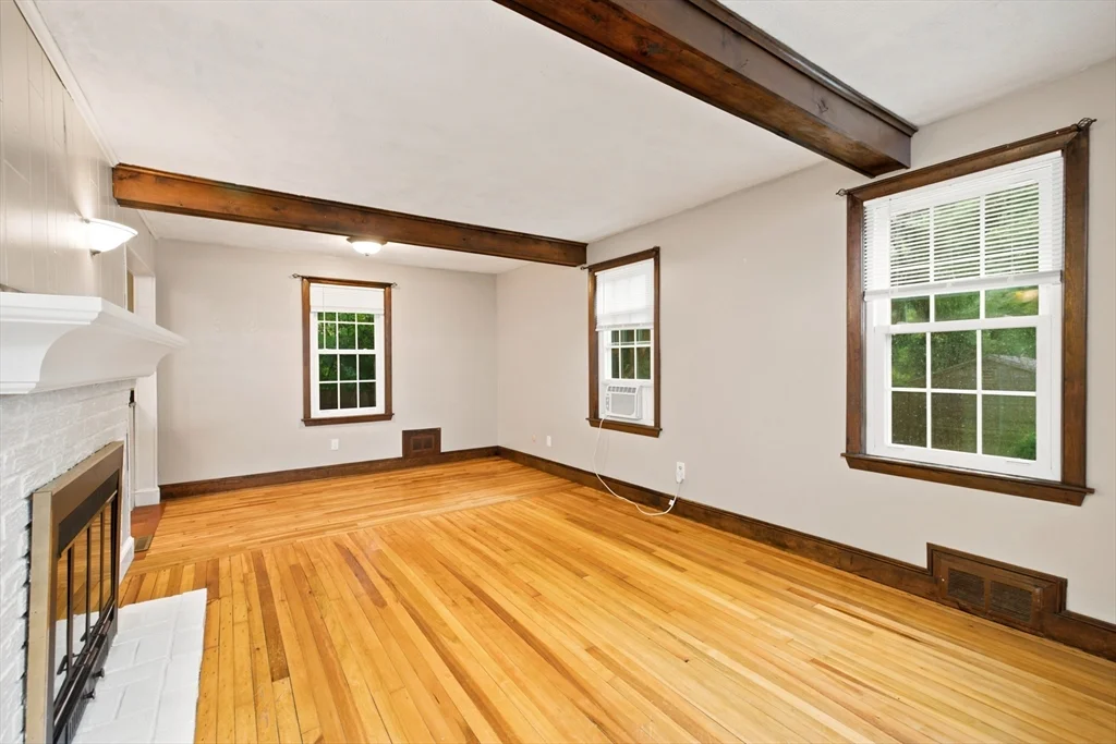 2 bed, 1 bath apartment for rent at 134 Federal St, Weymouth — photo 10 of 34