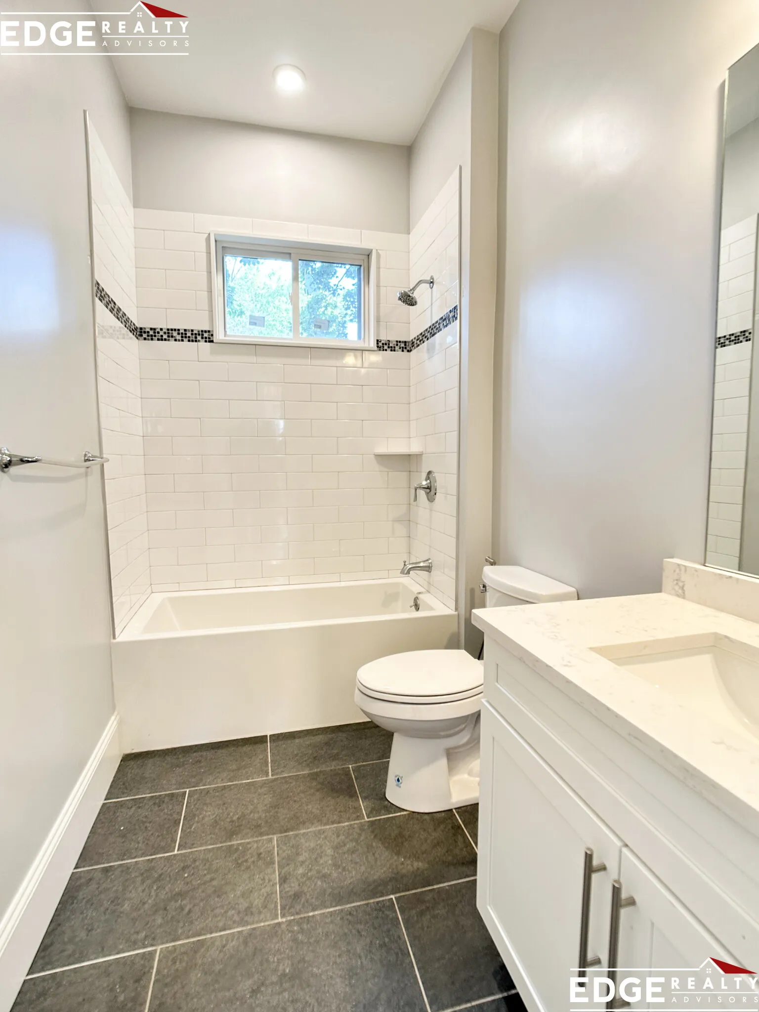 4 bed, 2 bath apartment for rent at 134 Franklin St Unit 1, Allston — photo 10 of 12