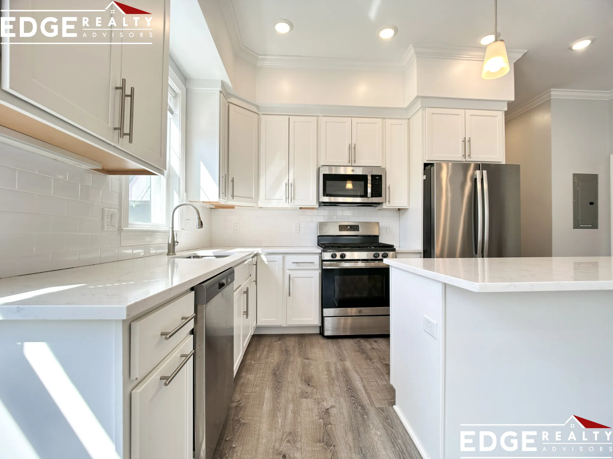 4 bed, 2 bath apartment for rent at 134 Franklin St Unit 1, Allston — photo 2 of 12