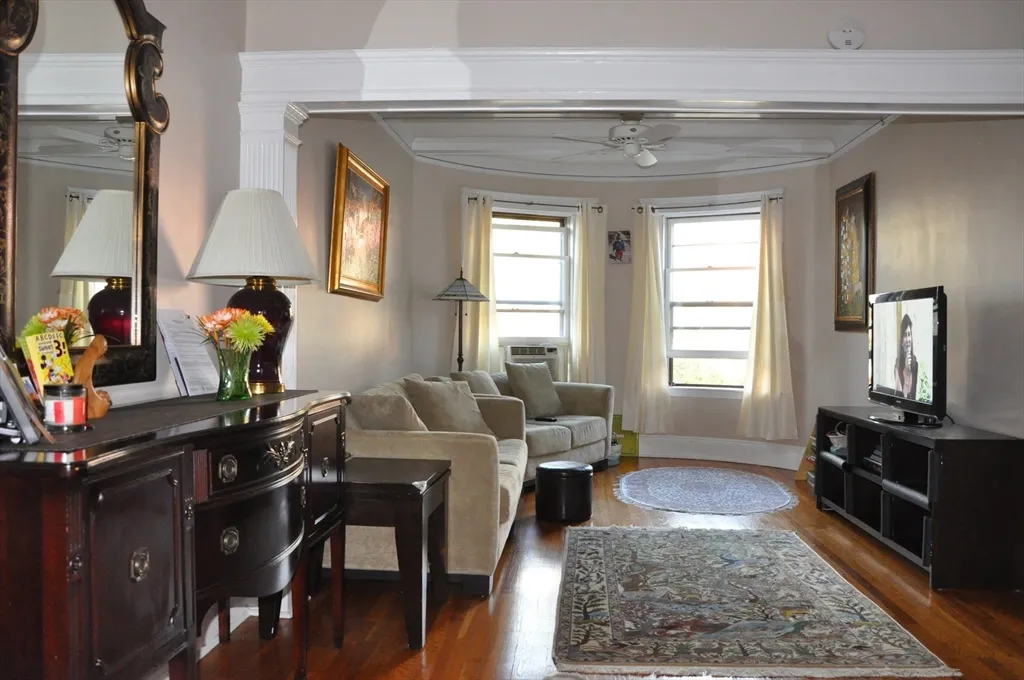 2 bed, 1 bath apartment for rent at 134 Fuller St Unit 3, North Brookline — photo 6 of 12
