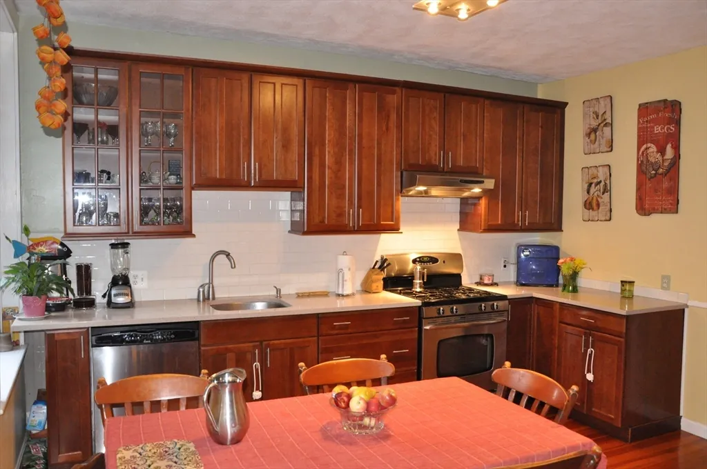 2 bed, 1 bath apartment for rent at 134 Fuller St Unit 3, North Brookline — photo 1 of 12