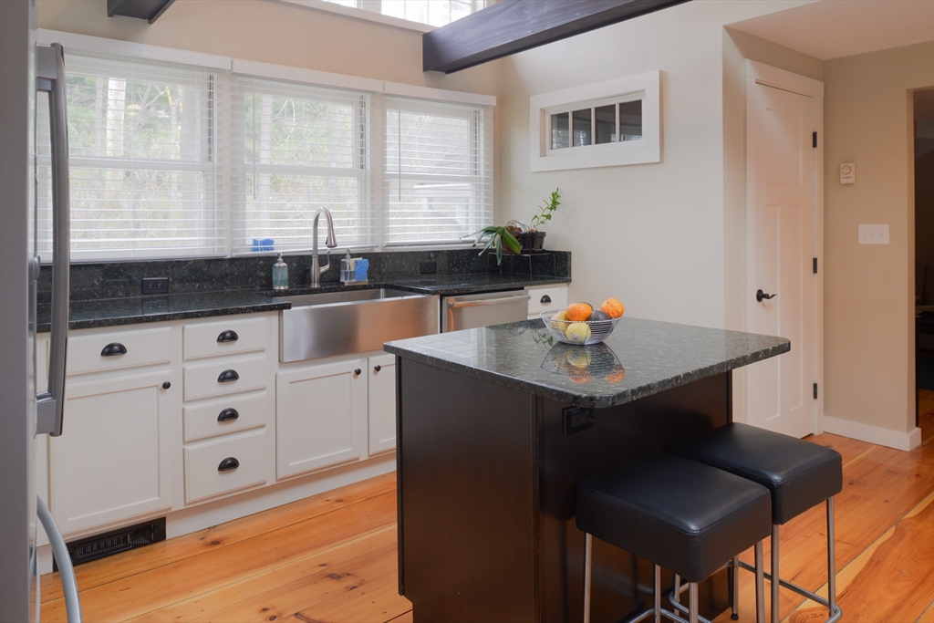 2 bed, 1 bath apartment for rent at 134 King Unit B, Groveland — photo 10 of 23