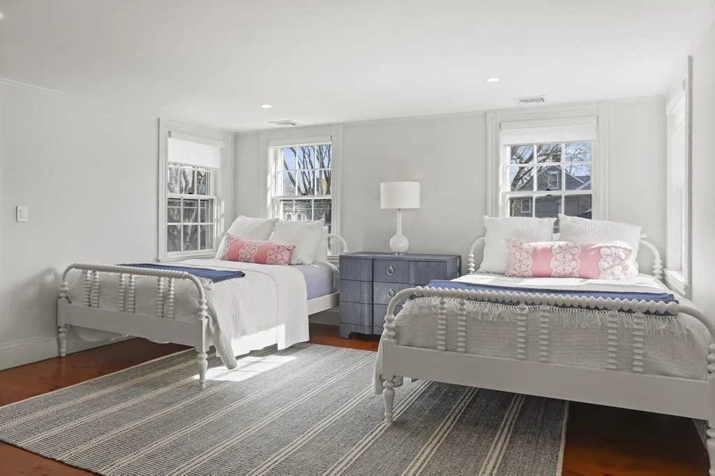 6 bed, 4+ bath apartment for rent at 134 Main St, Nantucket — photo 19 of 42