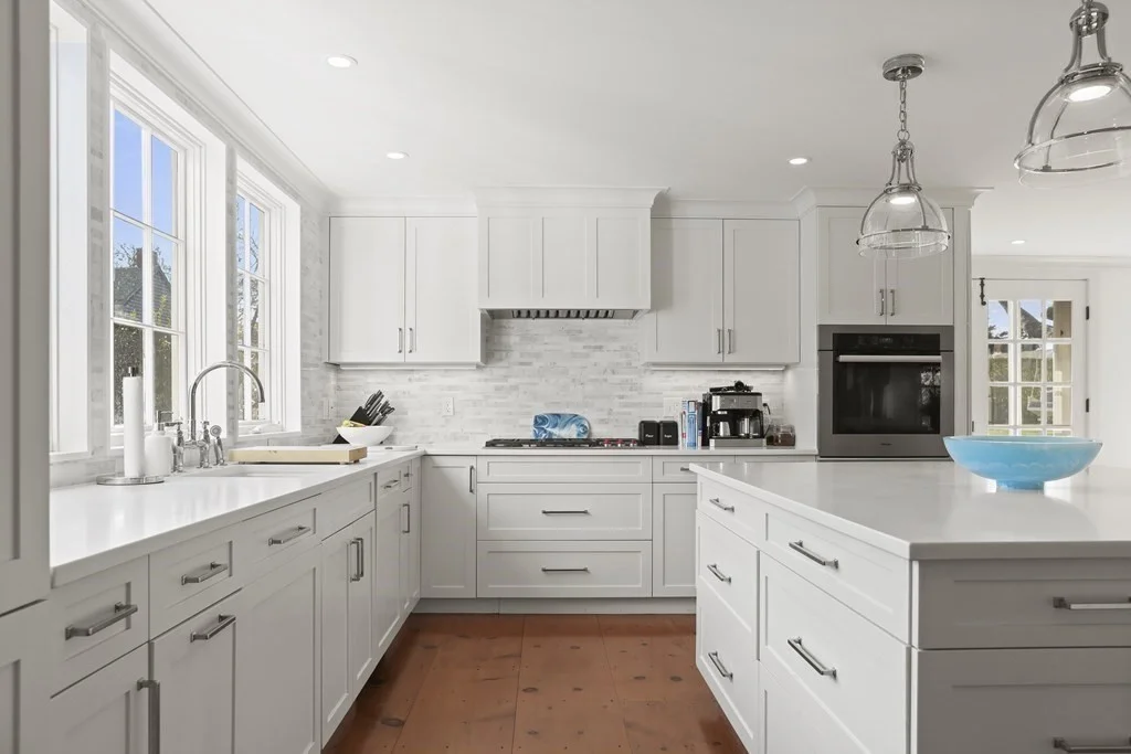 6 bed, 4+ bath apartment for rent at 134 Main St, Nantucket — photo 4 of 42