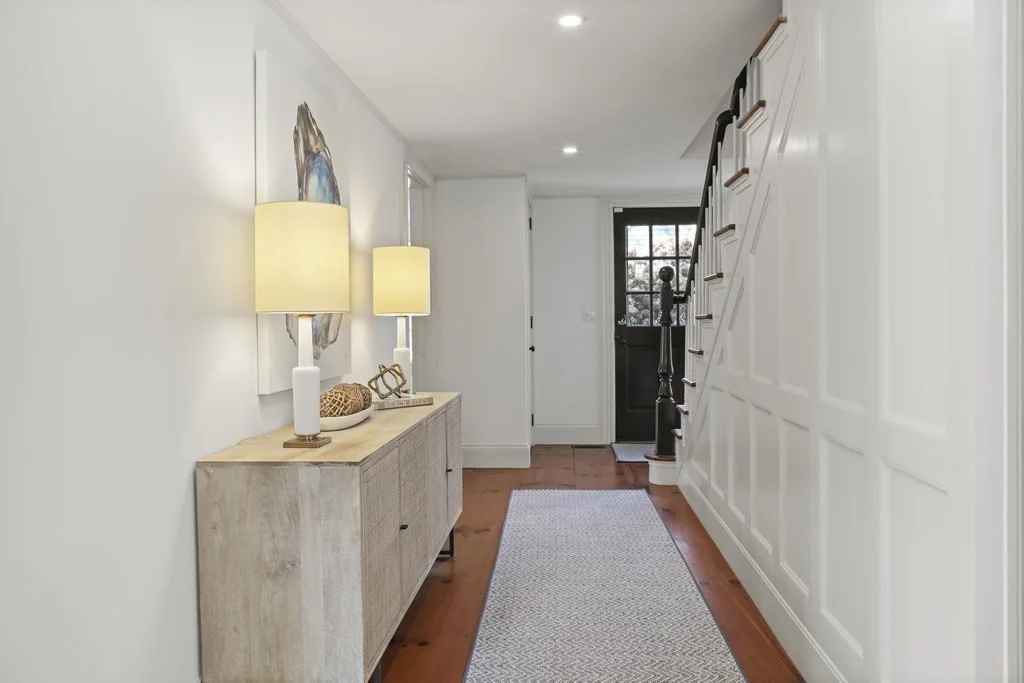 6 bed, 4+ bath apartment for rent at 134 Main St, Nantucket — photo 18 of 42
