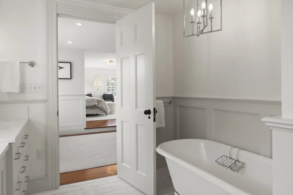 6 bed, 4+ bath apartment for rent at 134 Main St, Nantucket — photo 17 of 42