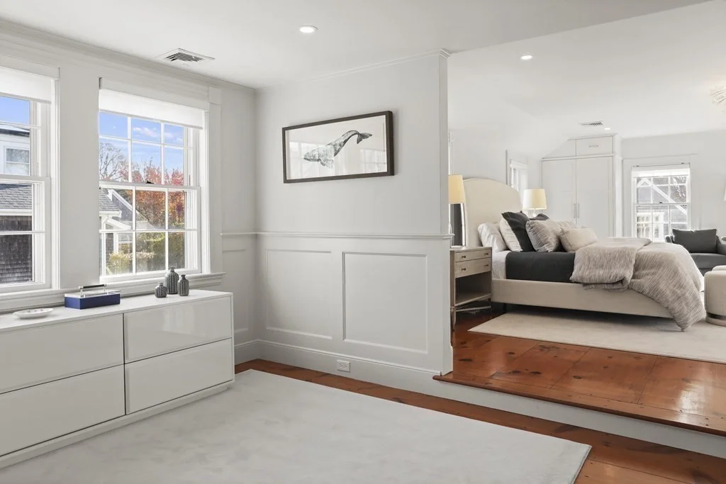 6 bed, 4+ bath apartment for rent at 134 Main St, Nantucket — photo 15 of 42