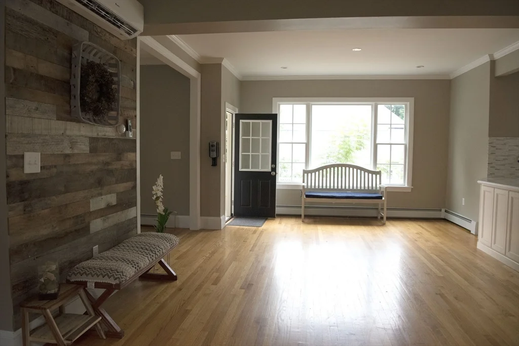 3 bed, 2 bath apartment for rent at 134 Methuen St Unit 1, Lowell — photo 7 of 7