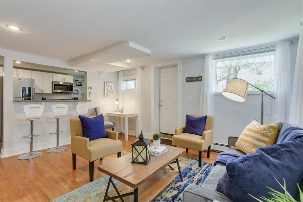 2 bed, 1 bath apartment for rent at 134 Newbury Ave Unit 1A, Quincy — photo 1 of 12