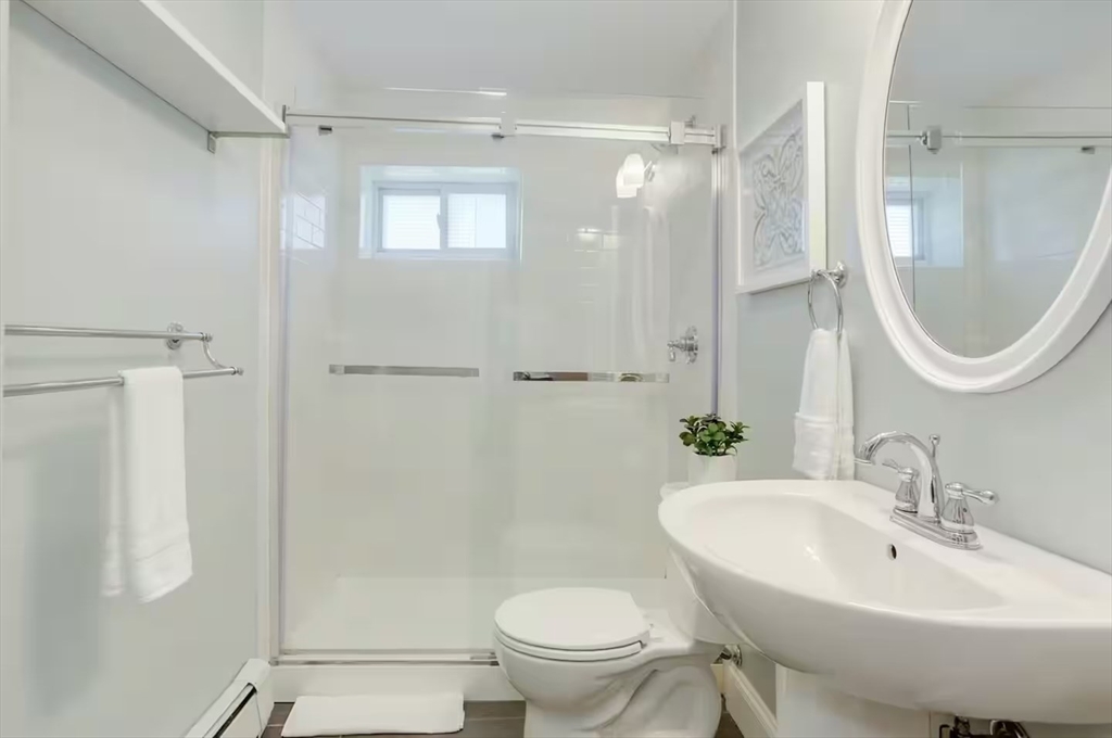 2 bed, 1 bath apartment for rent at 134 Newbury Ave Unit 1A, Quincy — photo 9 of 12
