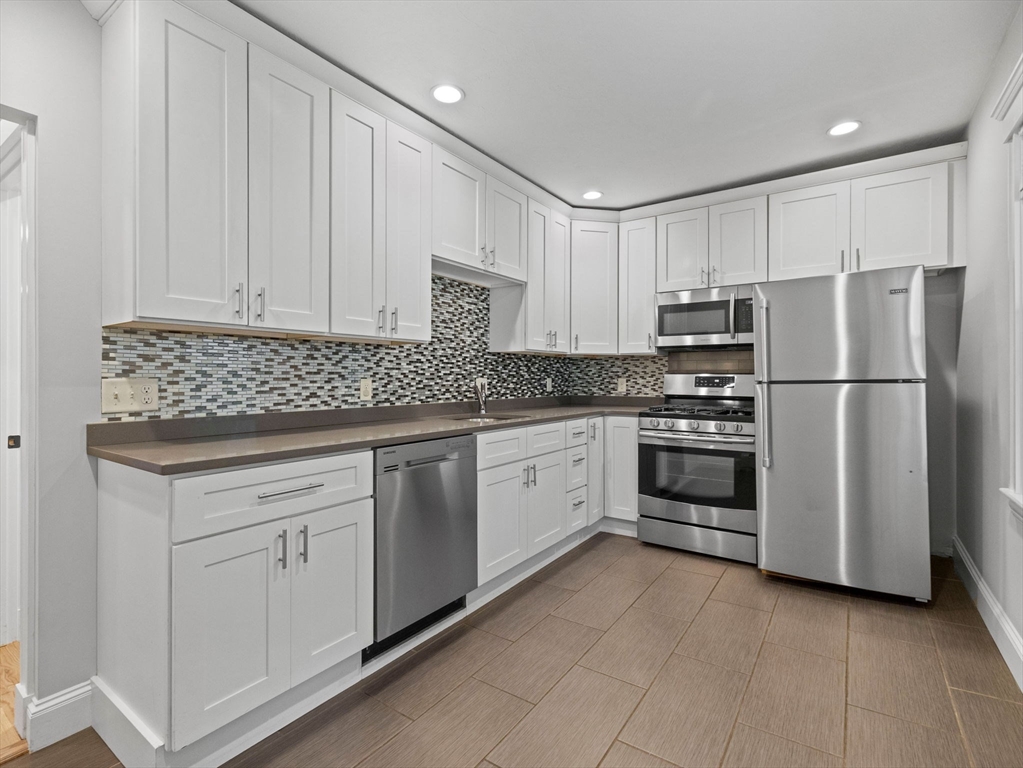 2 bed, 1 bath apartment for rent at 134 Newbury Ave Unit 3, North Quincy — photo 2 of 19