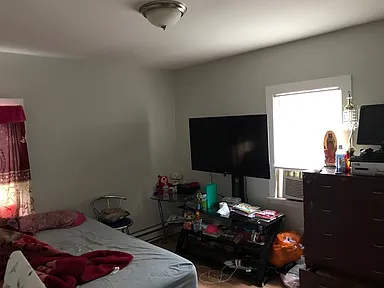 1 bed, 1 bath apartment for rent at 134 Pearl St Unit 2, East Somerville — photo 3 of 5