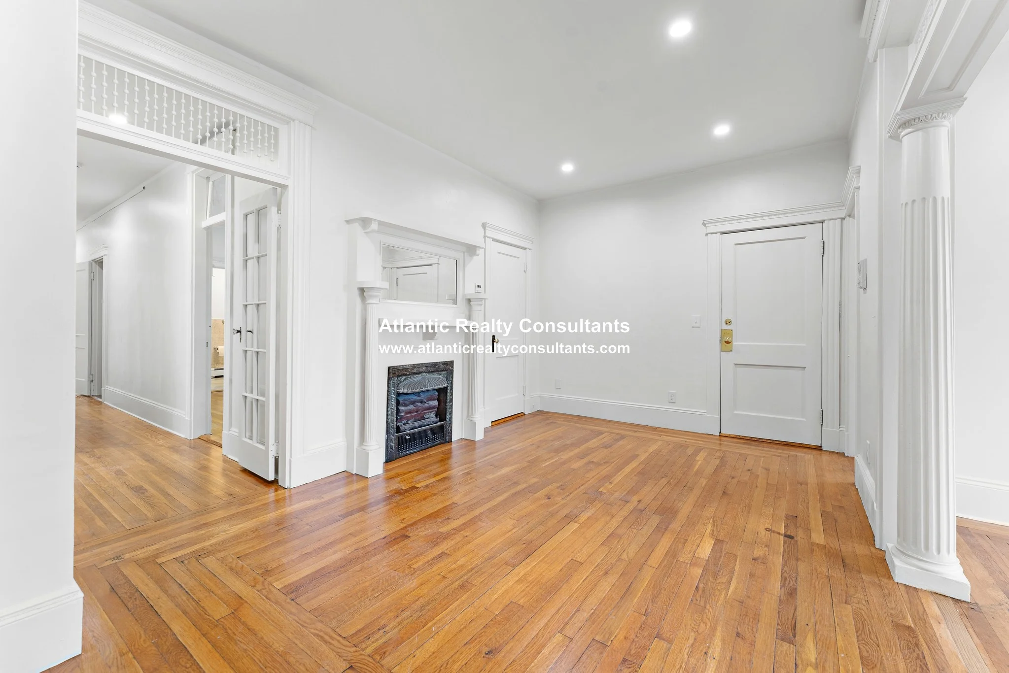 4 bed, 2.5 bath apartment for rent at 134 Pleasant St Unit 301, North Brookline — photo 3 of 23