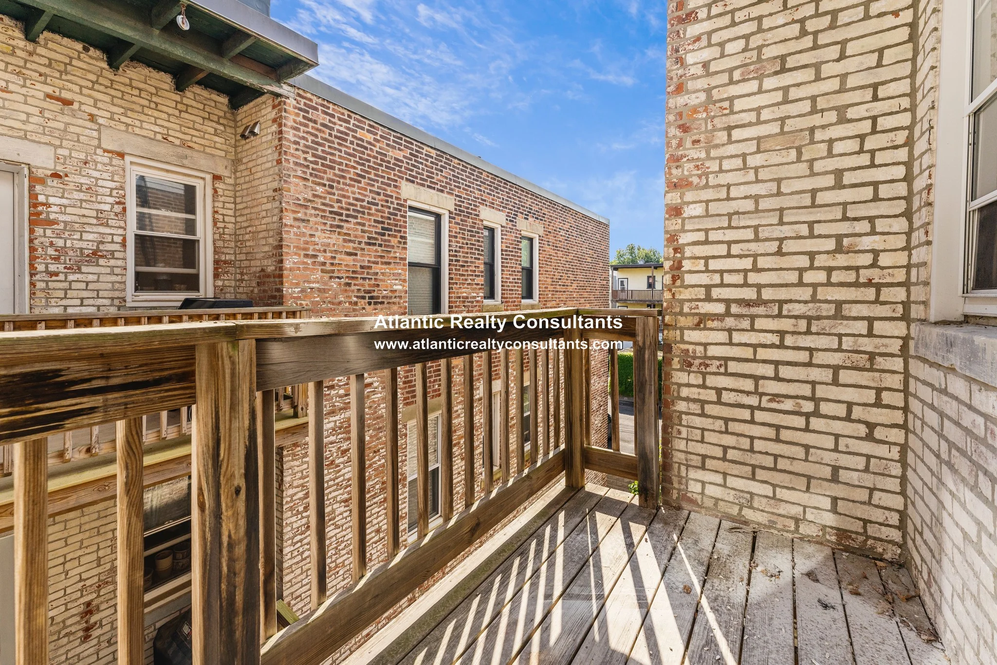 4 bed, 2.5 bath apartment for rent at 134 Pleasant St Unit 301, North Brookline — photo 21 of 23