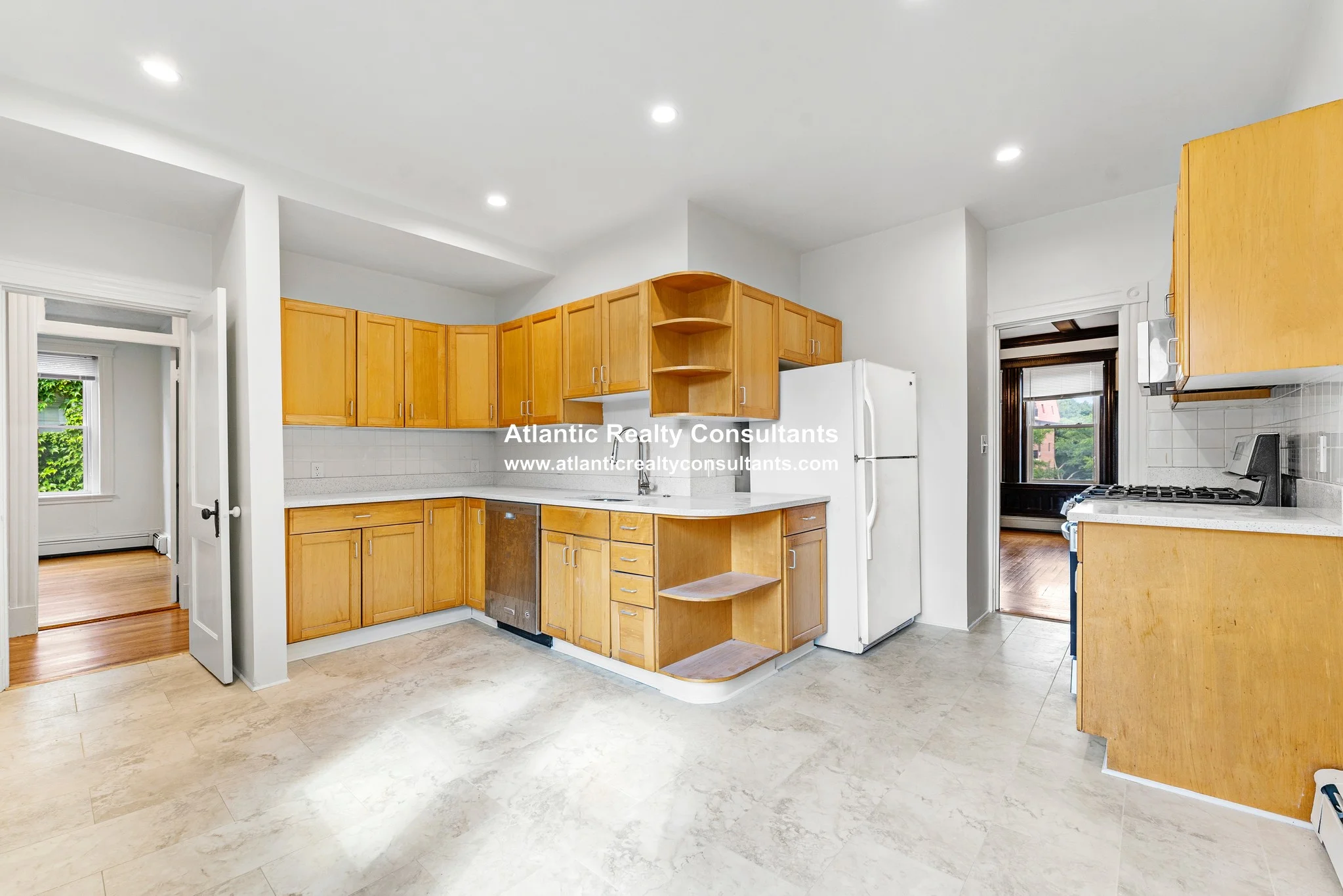 4 bed, 2.5 bath apartment for rent at 134 Pleasant St Unit 301, North Brookline — photo 9 of 23