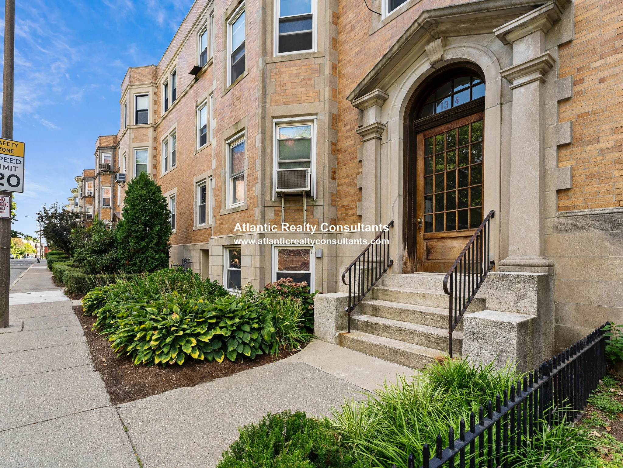4 bed, 2.5 bath apartment for rent at 134 Pleasant St Unit 301, North Brookline — photo 23 of 23