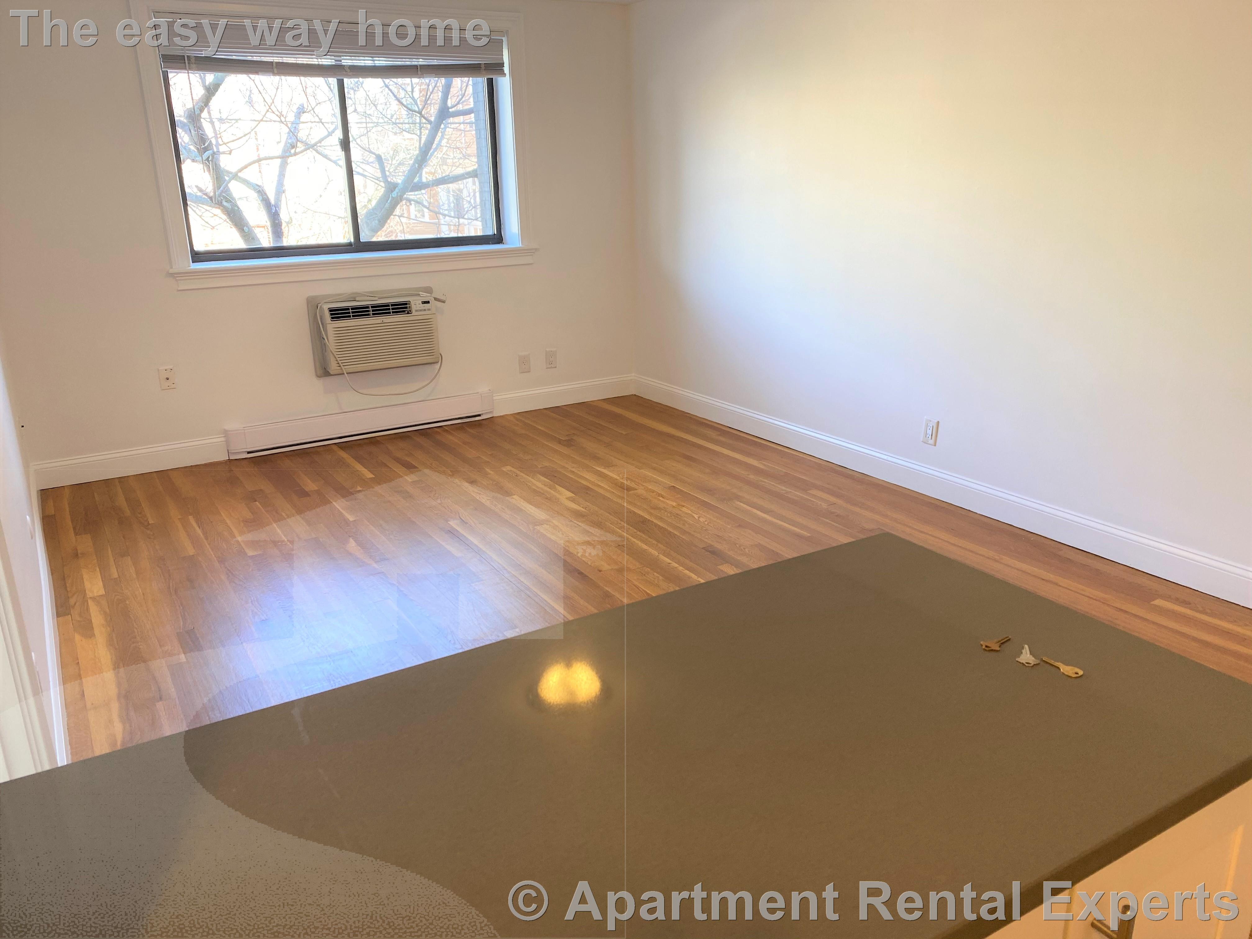 1 bed, 1 bath apartment for rent at 134 Summer St Unit 16, Malden Center — photo 4 of 11