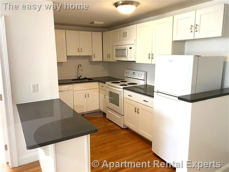 1 bed, 1 bath apartment for rent at 134 Summer St Unit 17, Malden Center — photo 3 of 7