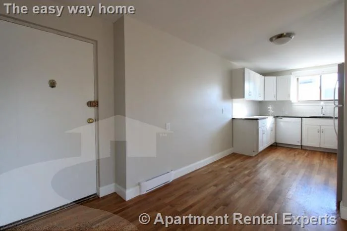 3 bed, 2 bath apartment for rent at 134 Summer St Unit 39, Malden Center — photo 4 of 26