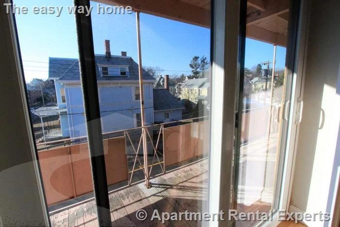 3 bed, 2 bath apartment for rent at 134 Summer St Unit 39, Malden Center — photo 8 of 26