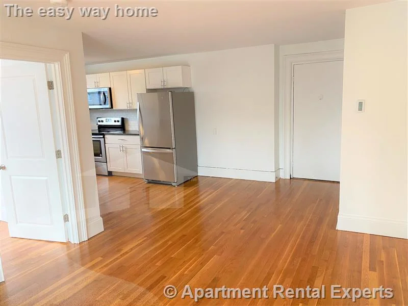 3 bed, 2 bath apartment for rent at 134 Summer St Unit 48, Malden Center — photo 4 of 13