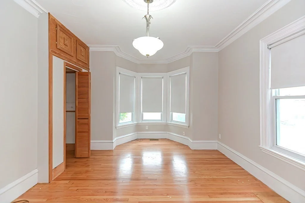 3 bed, 1 bath apartment for rent at 134 Vine St Unit 1, Everett — photo 3 of 11