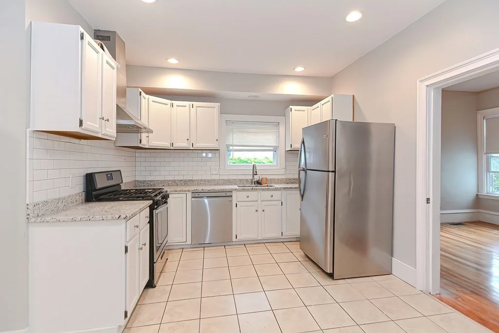 3 bed, 1 bath apartment for rent at 134 Vine St Unit 1, Everett — photo 1 of 11