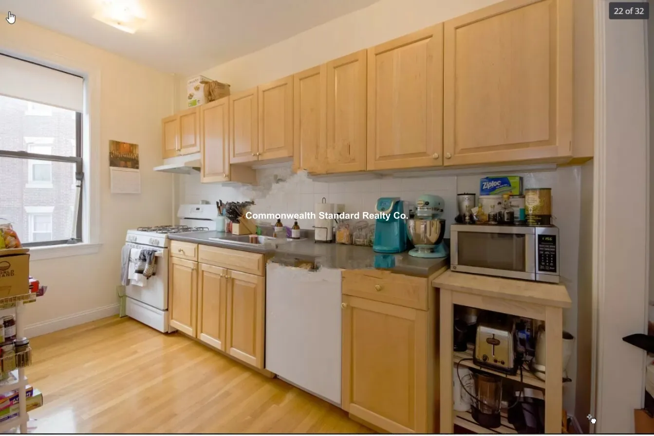 2 bed, 1 bath apartment for rent at 1340 Commonwealth Ave Unit 14, Allston