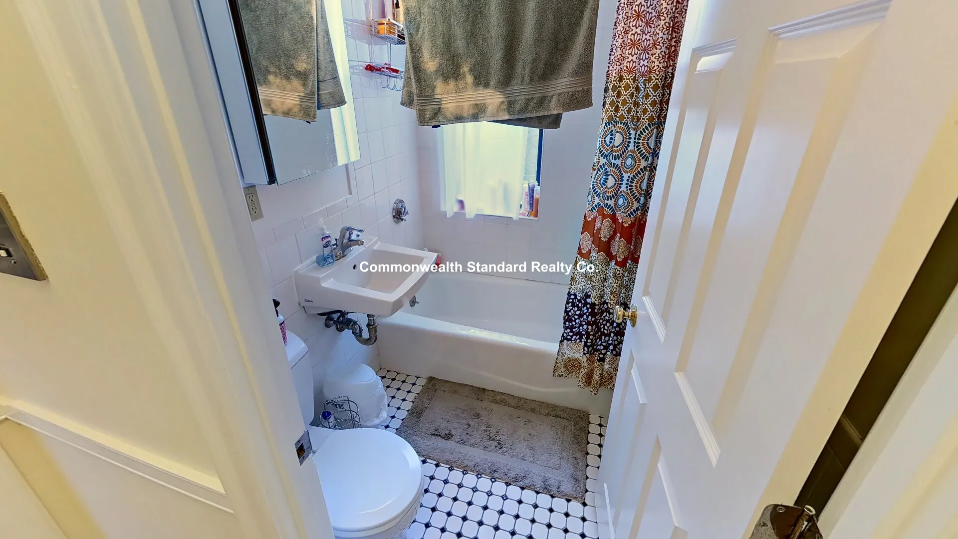 2 bed, 1 bath apartment for rent at 1340 Commonwealth Ave Unit 14, Allston — photo 16 of 25