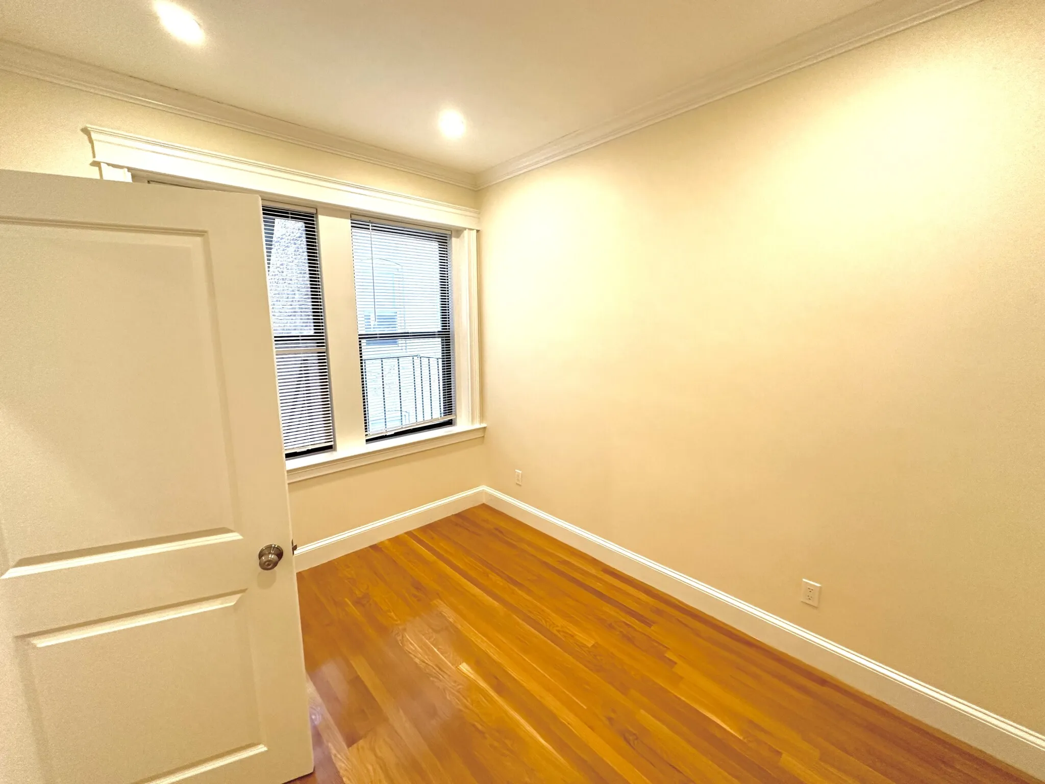 2 bed, 1 bath apartment for rent at 1340 Commonwealth Ave Unit 17, Allston — photo 10 of 29