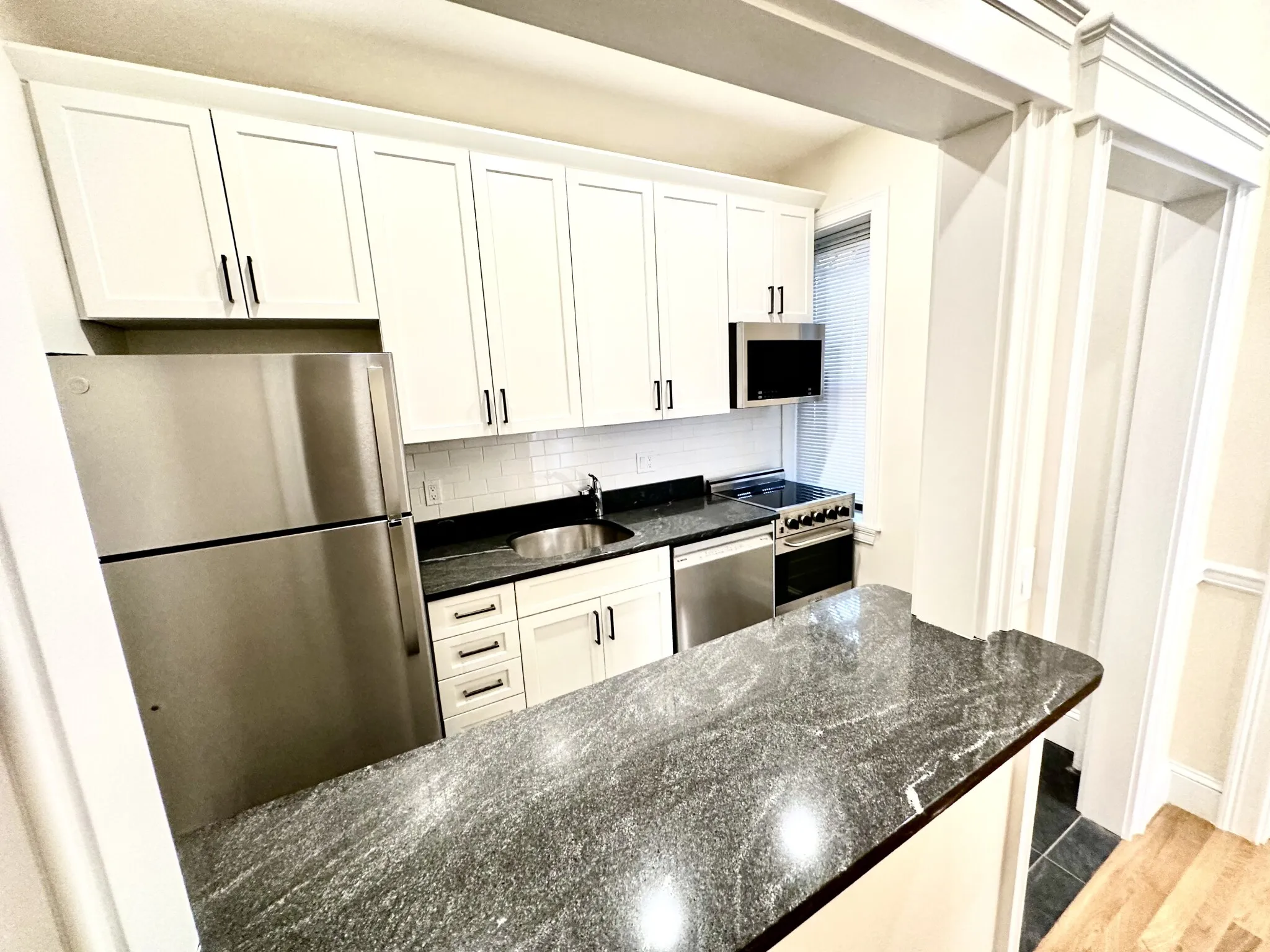 2 bed, 1 bath apartment for rent at 1340 Commonwealth Ave Unit 17, Allston — photo 6 of 29