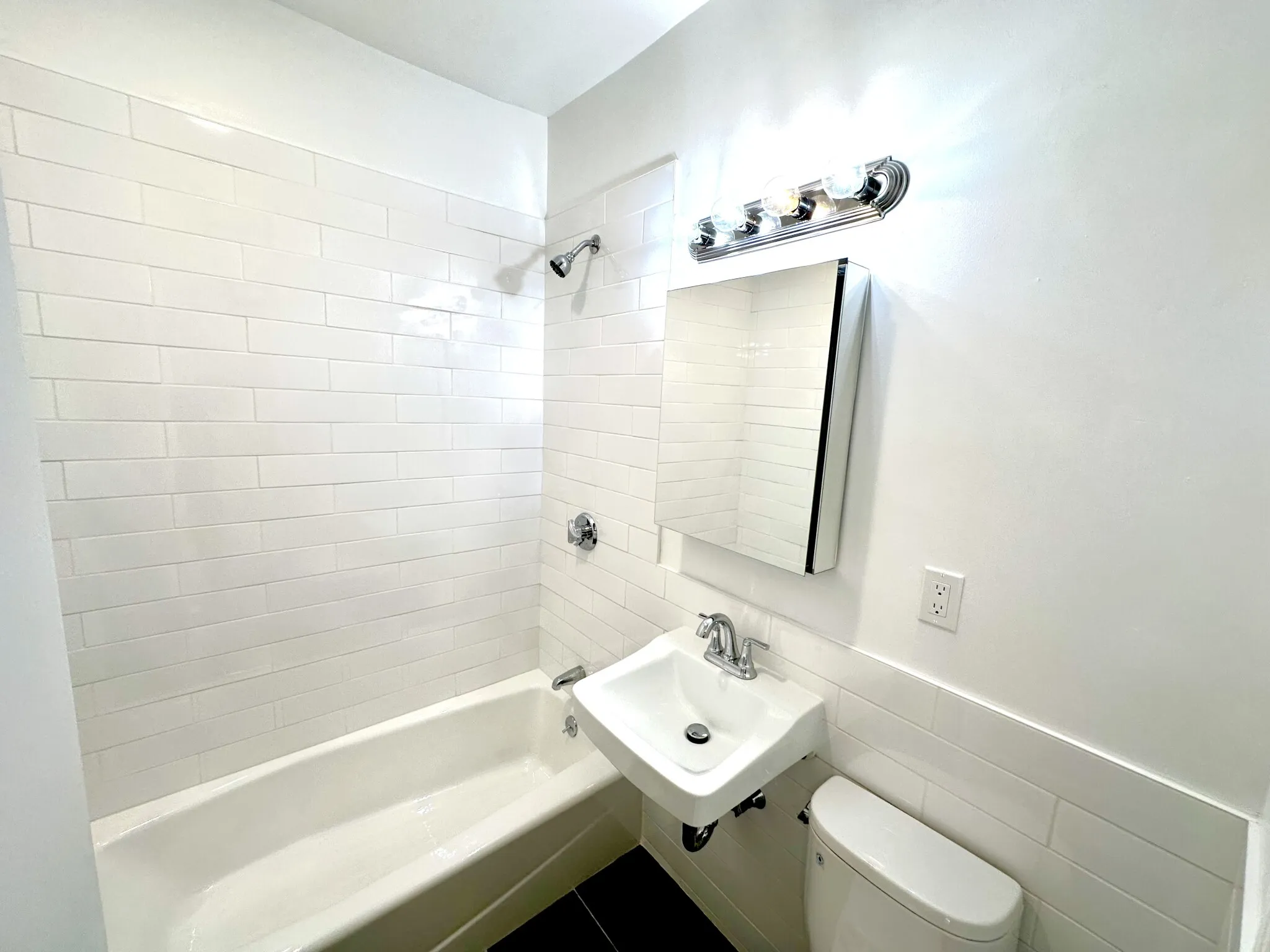 2 bed, 1 bath apartment for rent at 1340 Commonwealth Ave Unit 17, Allston — photo 13 of 29