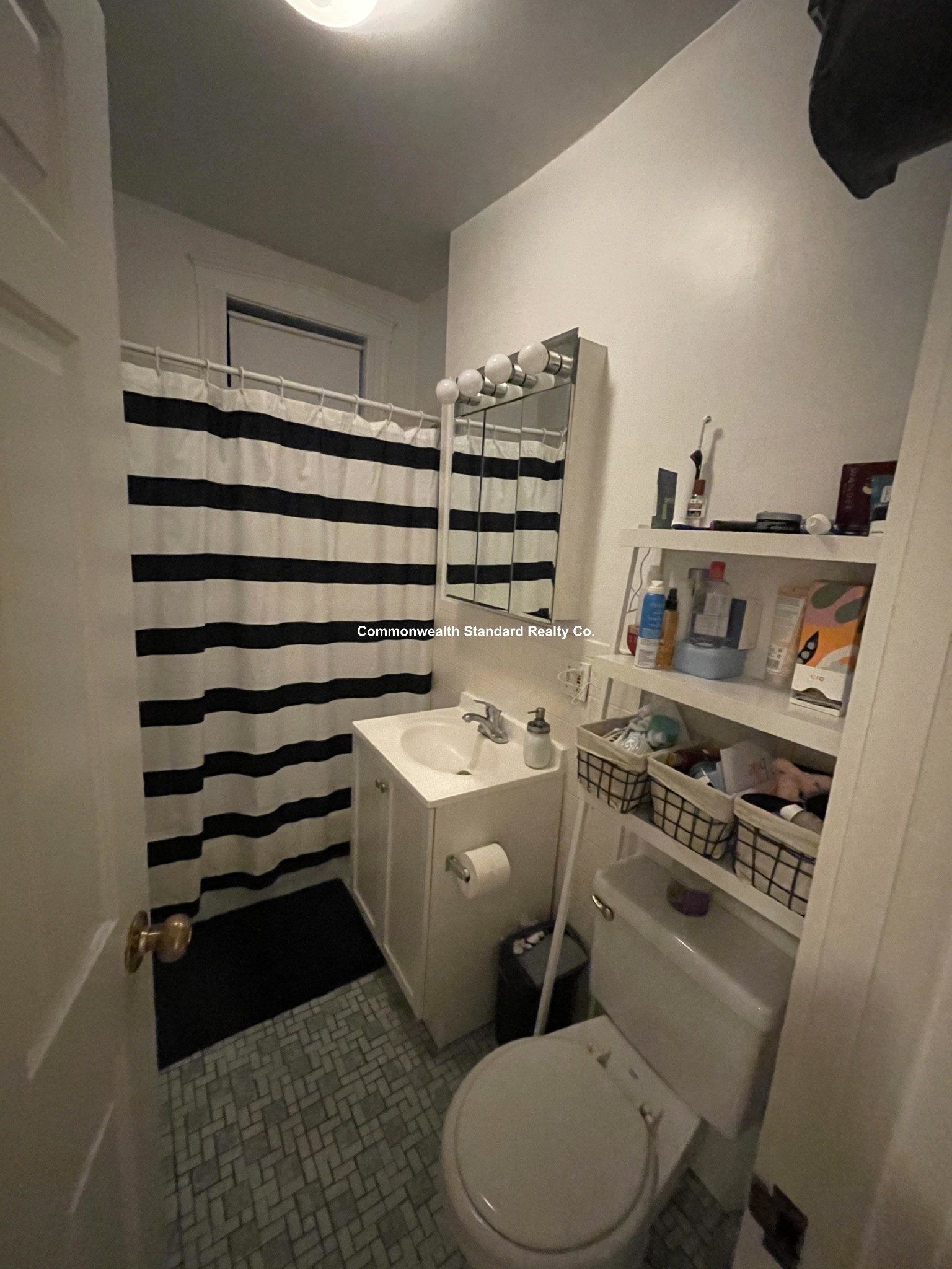 2 bed, 1 bath apartment for rent at 1340 Commonwealth Ave Unit 21, Brighton — photo 4 of 38