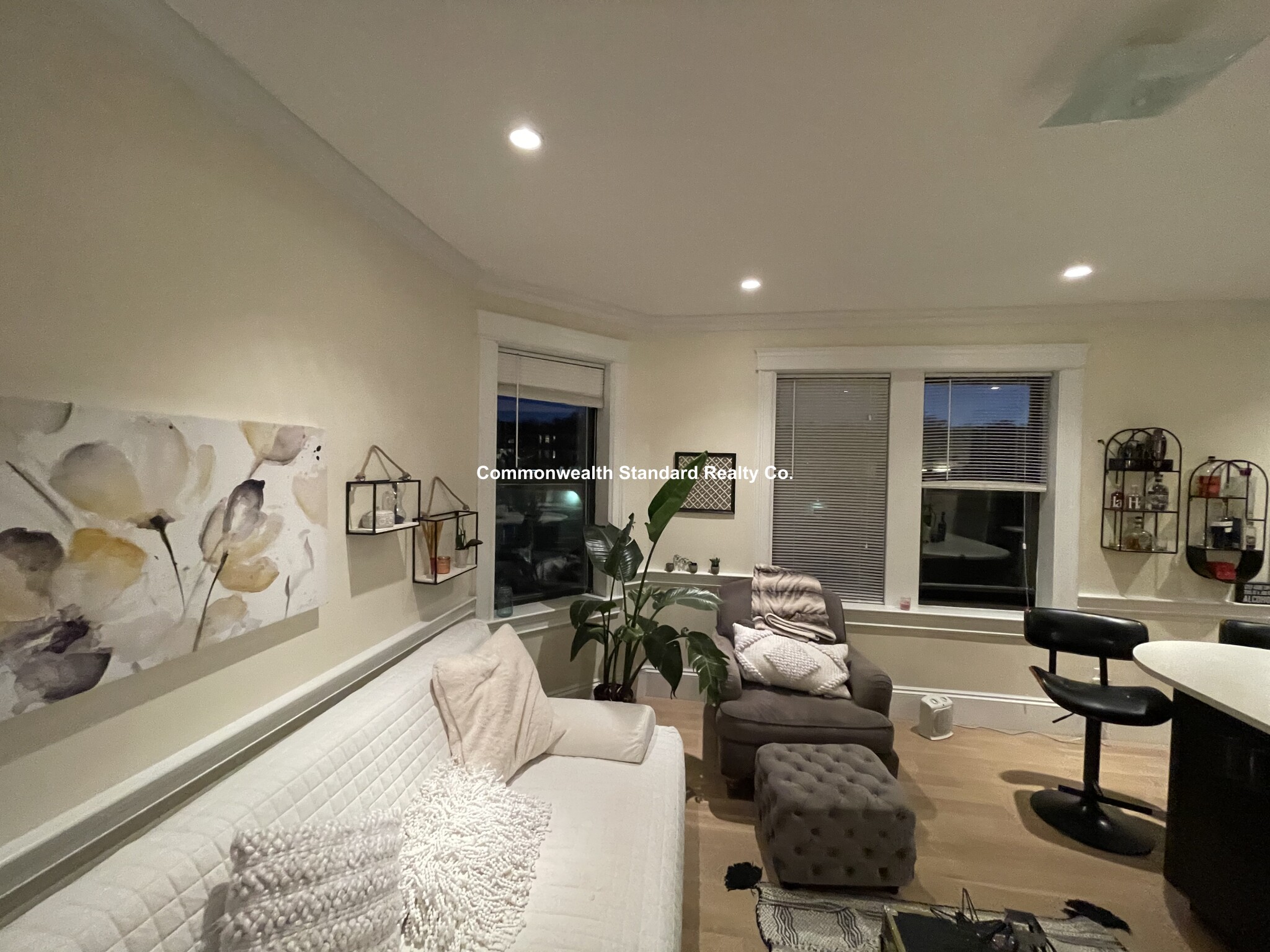 1 bed, 1 bath apartment for rent at 1340 Commonwealth Ave Unit 28, Brighton — photo 8 of 25