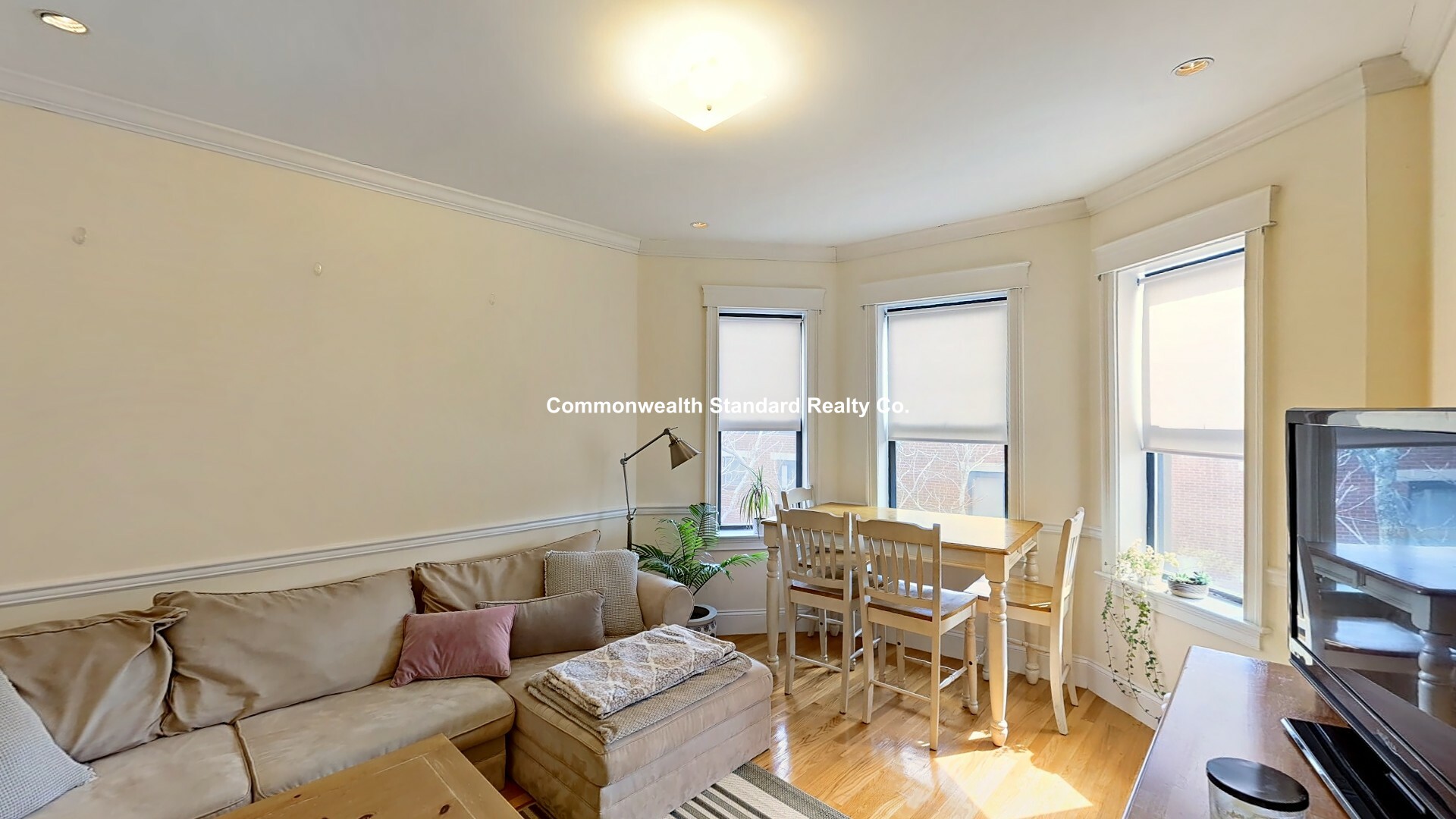 2 bed, 1 bath apartment for rent at 1340 Commonwealth Ave Unit 29, Brighton