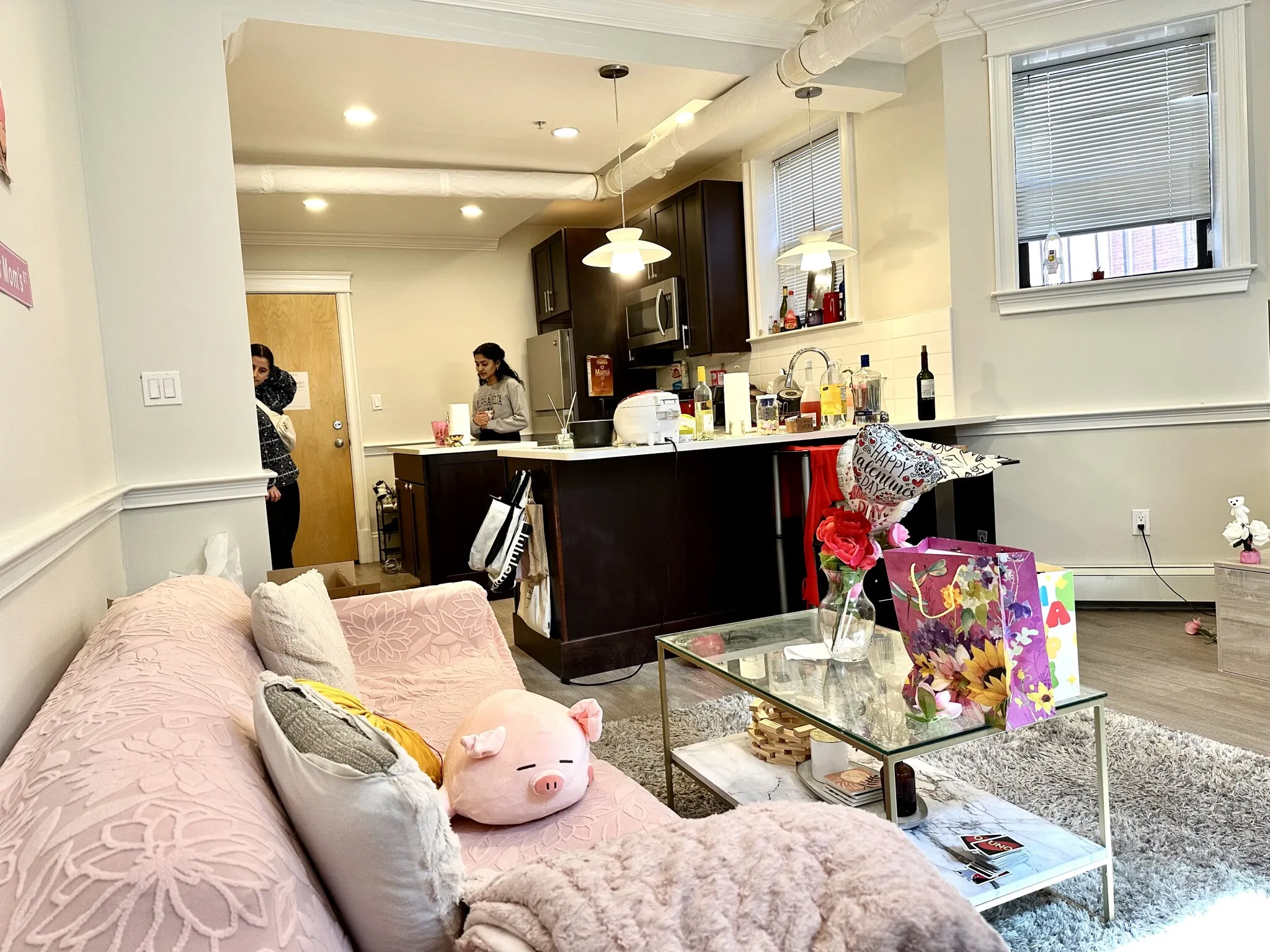 2 bed, 1 bath apartment for rent at 1340 Commonwealth Ave Unit B, Allston — photo 3 of 39